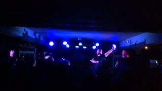 Earthtone 9 Evil Crawling Live