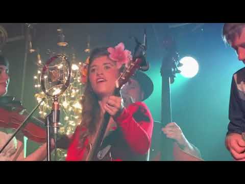 Sierra Ferrell - I Just Think I’ll Go Away (Basement East) Nashville, TN 4.2.22