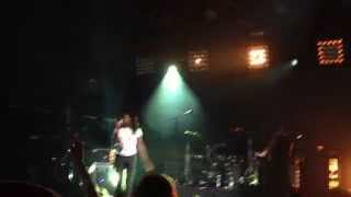 Shamir - Head In The Clouds (Live)