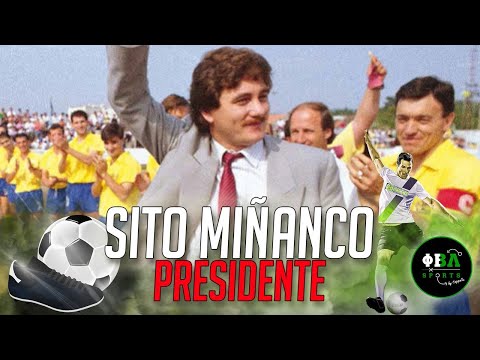 Paquetes x82 | Sito Miñanco, presidente del Juventud Cambados, con Felipe de Luis