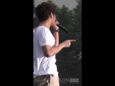 [FANCAM] 110814 Doojoon @ Uηitεd Cubε CoηceяT #28