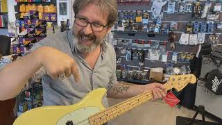 Video thumbnail for FENDER MUSTANG PLAYER PJ BASS (GUITAR POINT) by GUITAR POINT