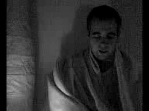 Lach mal wieder du stinkstiefel