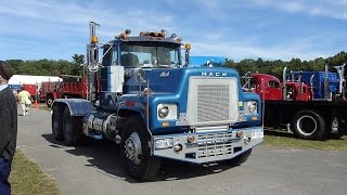 Mack RS700L with V12 Detroit Diesel