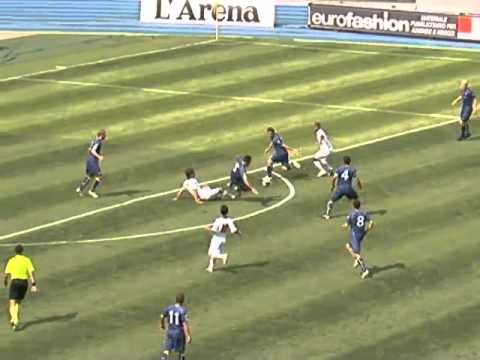 Hellas Verona-Salernitana 2-0 Finale Playoff  Lega Pro 12/06/2011 (primo tempo).mp4