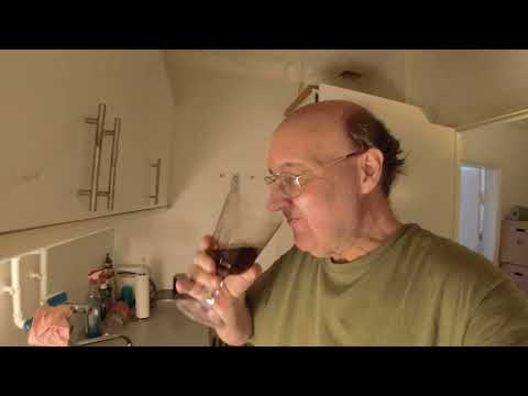 MongoTV_12194 - Vil Tømme Min Lejlighed For AFFALD Før HEDEBØLGE og Hente 5 Cola i LIDL