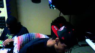 Young Smooth's Webcam Video from May 15, 2012 01:13 PM