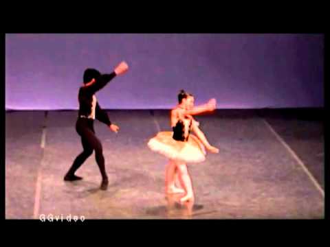 SELECIONADO YAGP 2011-2012 - 03 -VÓRTICE ESCOLA DE DÇA - MG - PAS DE DEUX SÊNIOR