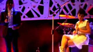 Malika Ayane feat Marco Guerzoni: Little brown bear