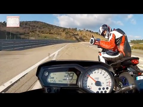 Essai Yamaha FZ8 N 2013 : Denis Bouan VS Moto Magazine