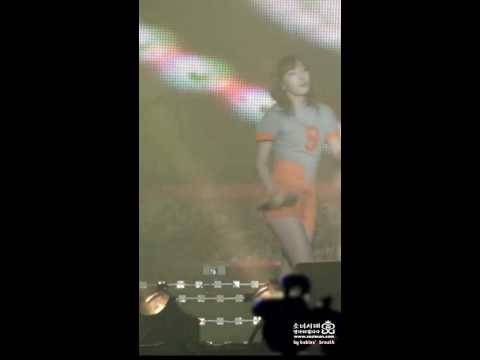 [Fancam] 100306 Taeyeon SNSD - Genie@LOTTE  FAMILY CONCERT