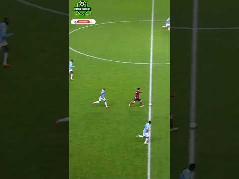 kompany vs messi #messi #futbol #keşfet #keşfeted&uuml;ş