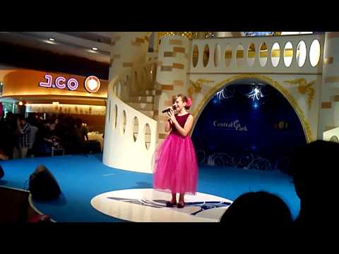 Connie Talbot - White Christmas live in Jakarta
