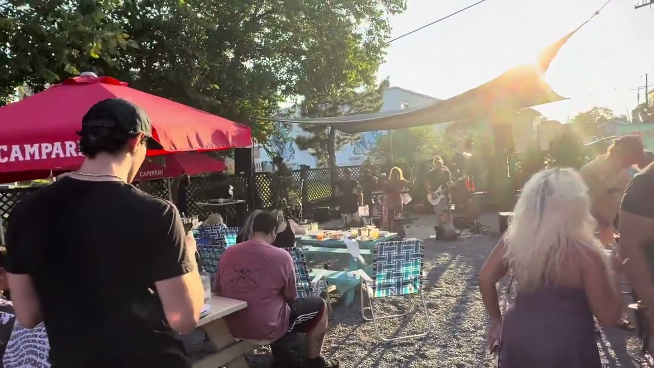 Video from Six Ways To Nowhere concert