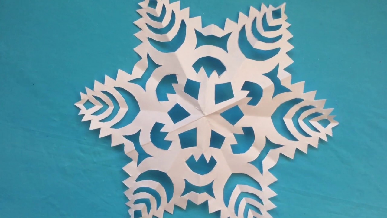 ? COME FARE UN FIOCCO DI NEVE Di CARTA 1 ? NATALE FAI DA TE ? FIOCCHI DI NEVE DI CARTA A SEI PUNTE