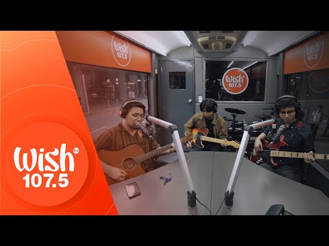 Hulyo performs “Wake Up" LIVE on Wish 107.5 Bus