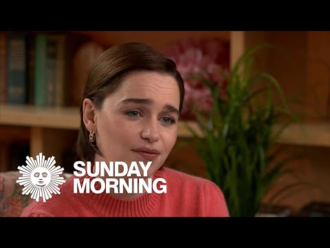 download lagu mp3 mp4 Emilia Clarke Brain Surgery, download lagu Emilia Clarke Brain Surgery gratis, unduh video klip Emilia Clarke Brain Surgery