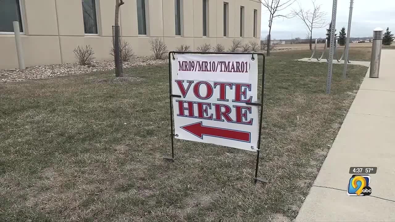 Early voting underway in Iowa for June 4 primary elections