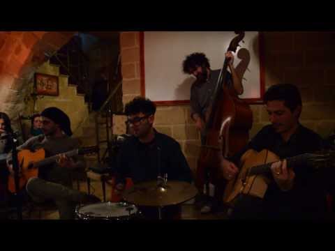 Gypsy Jazz Trio live  Minor Swing live  Bebop Barletta