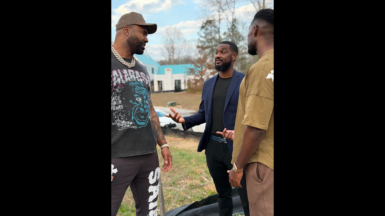 When Mike confronts Darren for disrespecting  Domini!