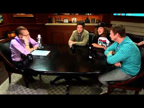 Ders Might Be The Smartest. He Types The Best | Workaholics cast | Larry King Now - Ora TV