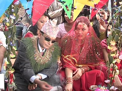 संसार यस्तै  छ | Sansar Yestai Chha |  Bishnu Majhi | Khuman & Sundarmani Adhikari | Official Video