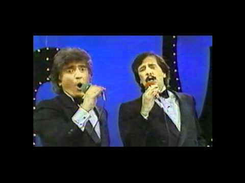 Los Hermanos Castro en vivo en Puerto Rico - A Las Mujeres Que Ame