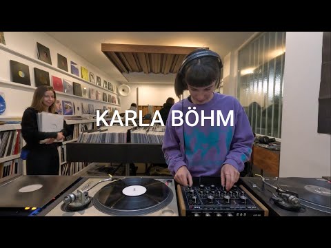 Yoyaku instore session with Karla Böhm
