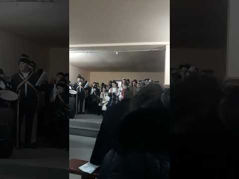 Ansamblu Dubasii Victor Vlad Delamarina  la colindat  la Honorici