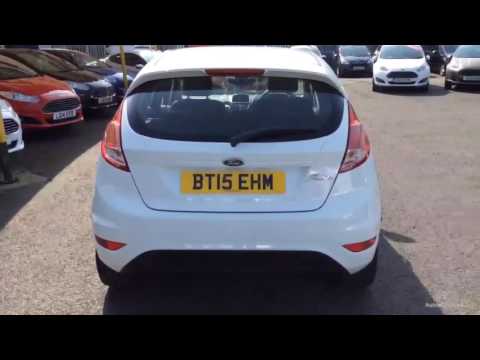 FORD FIESTA ZETEC WHITE 2015