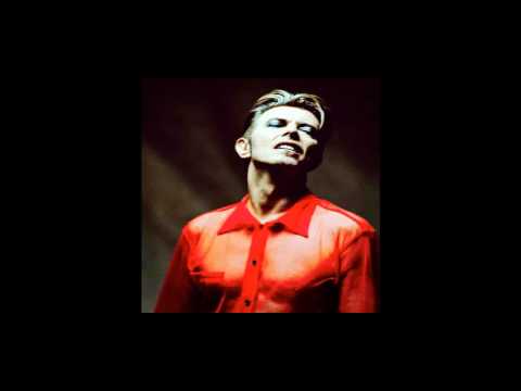 24.  David Bowie. Pallas Athena (Meat Beat Manifesto Untitled n°1)