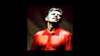 24.  David Bowie. Pallas Athena (Meat Beat Manifesto Untitled n°1)