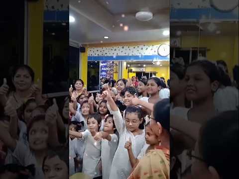 Lazy Lad.Amit Trivedi, Richa Sharma. 😀😃🙃🙂🥱🥱#youtubeshorts #song #lazylad .