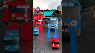 Download lagu Tayo The Little Bus, Tayo Bus Monster, Tayo Toys #toys​ #tayothelittlebus​ #tayo​ #bus​ mp3