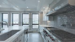 377 W 1st St, U4