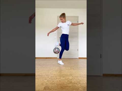 Freestyle football for life ⚽️🔥⚽️❤️ #aguska #football #footballtricks #girlpower #worldcup #dance