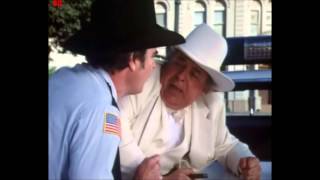 Download lagu Dukes of Hazzard-Rosco searching his little red diary mp3 Download lagu Dukes of Hazzard-Rosco searching his little red diary mp3