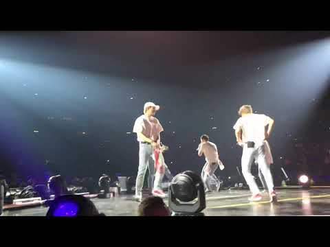 181016 BTS ANPANMAN FANCAM IN BERLIN