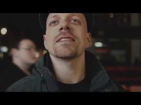 The funny guy (living the dream...)