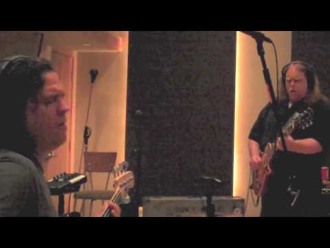 Gov't Mule - Beautifully Broken Live At Charleston Sound