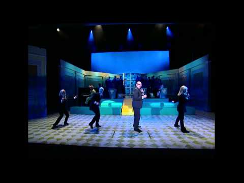 Alla ska bada av Galenskaparna - Visas på bio i Sverige - Premiär 19 september 2015