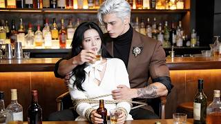 渣男總裁把灰姑娘當白月光替身，做他暗無天日的金絲雀，灰姑娘徹底心寒帶球跑，總裁悔過開始瘋狂追妻，她逃他追，她插翅難飛！【完整版】【全集】 #灰姑娘 #都市 #短劇#愛情 #爽文 #追妻火葬場