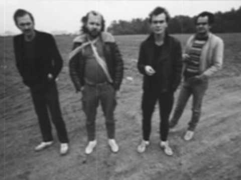 MORAWSKI WAGLEWSKI NOWICKI HOŁDYS - Najmniejszy Oddział Świata