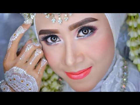 download lagu mp3 mp4 Lia Wedding, download lagu Lia Wedding gratis, unduh video klip Lia Wedding