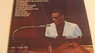 The World of Ray Charles -- Two Ton Tessie /1974 London Crossover