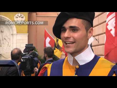 La vida de tres nuevos reclutas de la Guardia Suiza