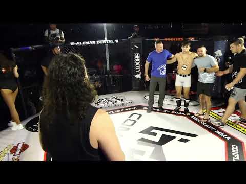 Andrew Moore VS Ulises Zavaleta