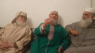 ٣- لقاء الشيخ مشهور بالشيخ محمد الجردي والشيخ محمد احمامو وجمع من طلبة العلم. حفظ الله الجميع image