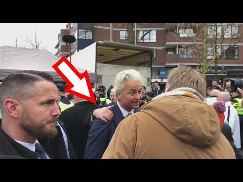 Geert Wilders in Emmen Bekogeld door Antifa - Beveiliging voert Wilders af