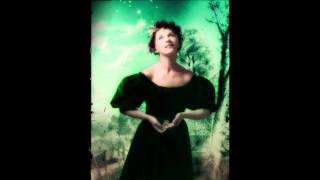 Annie Lennox The First Noël  2010